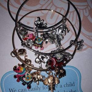 Expandable Elephant Charm Bracelet